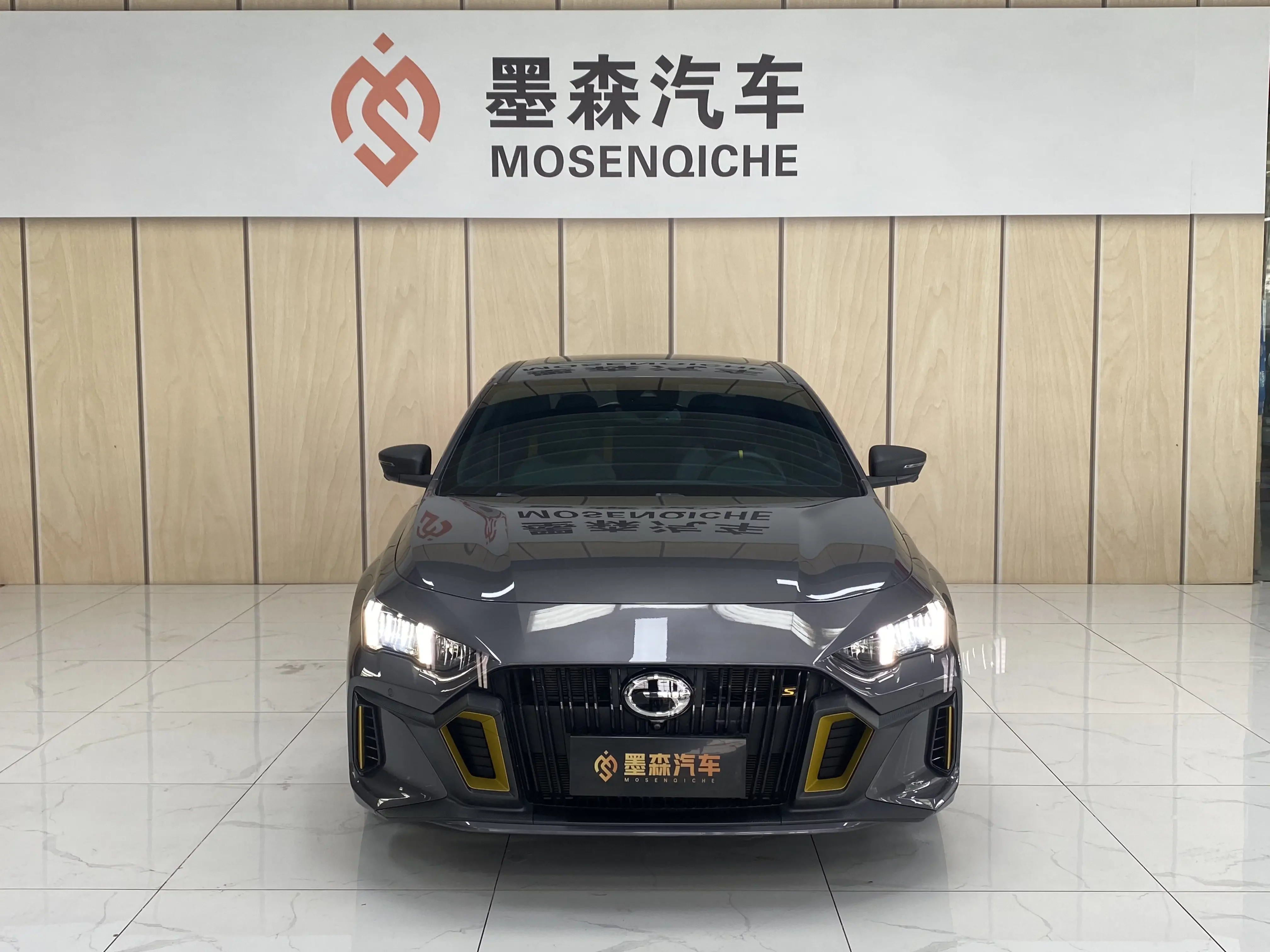 GAC Trumpchi Empow  из Китая