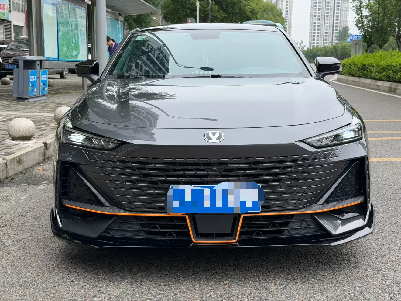 Changan UNI-V