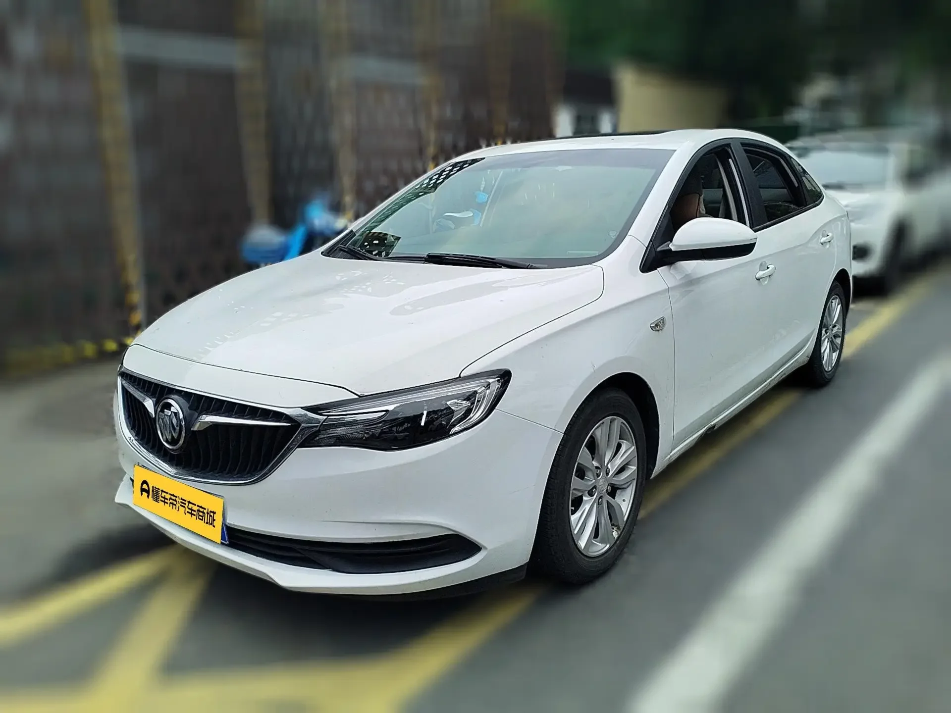 Buick Yinglang
