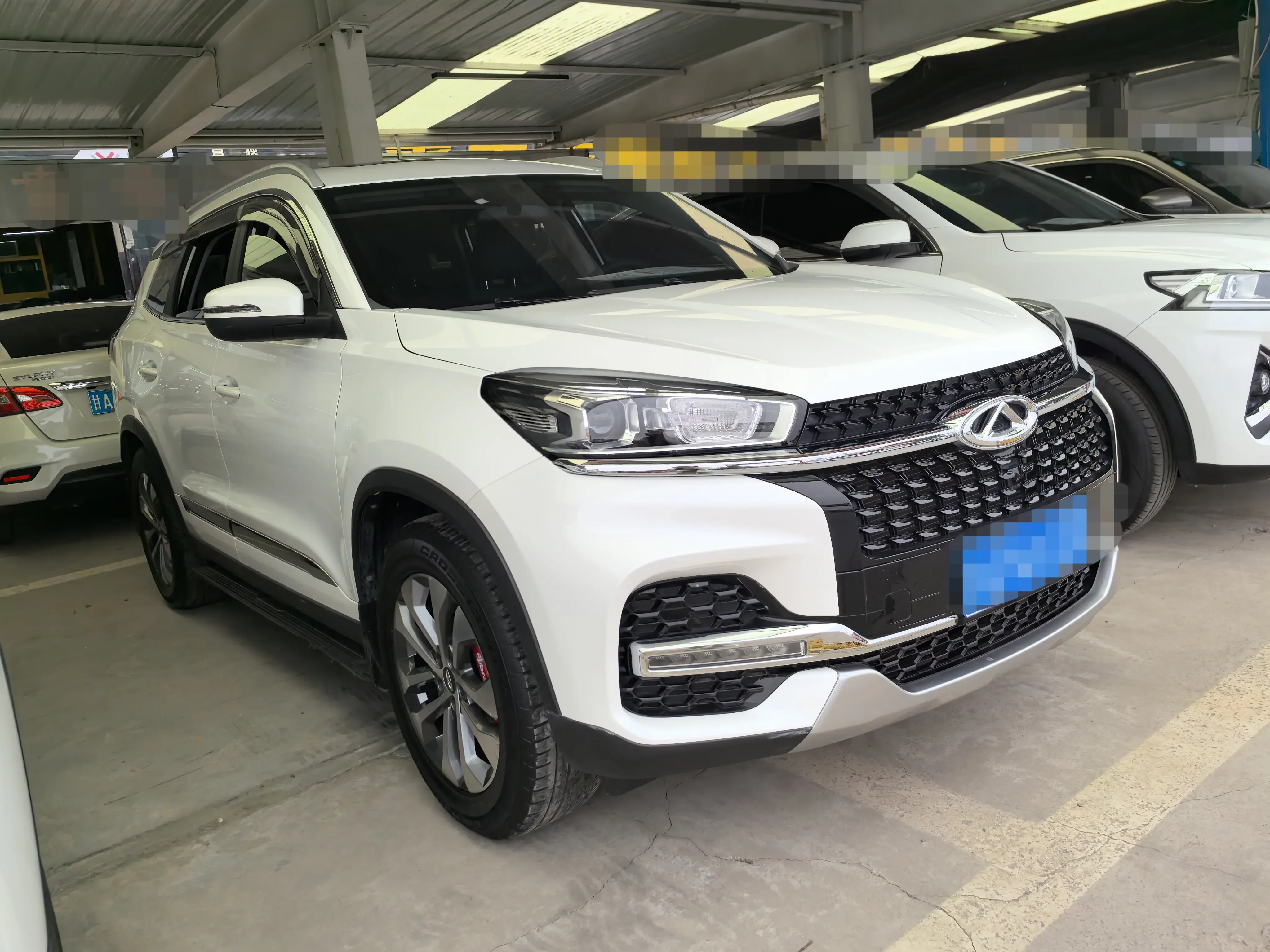 Chery Tiggo 8