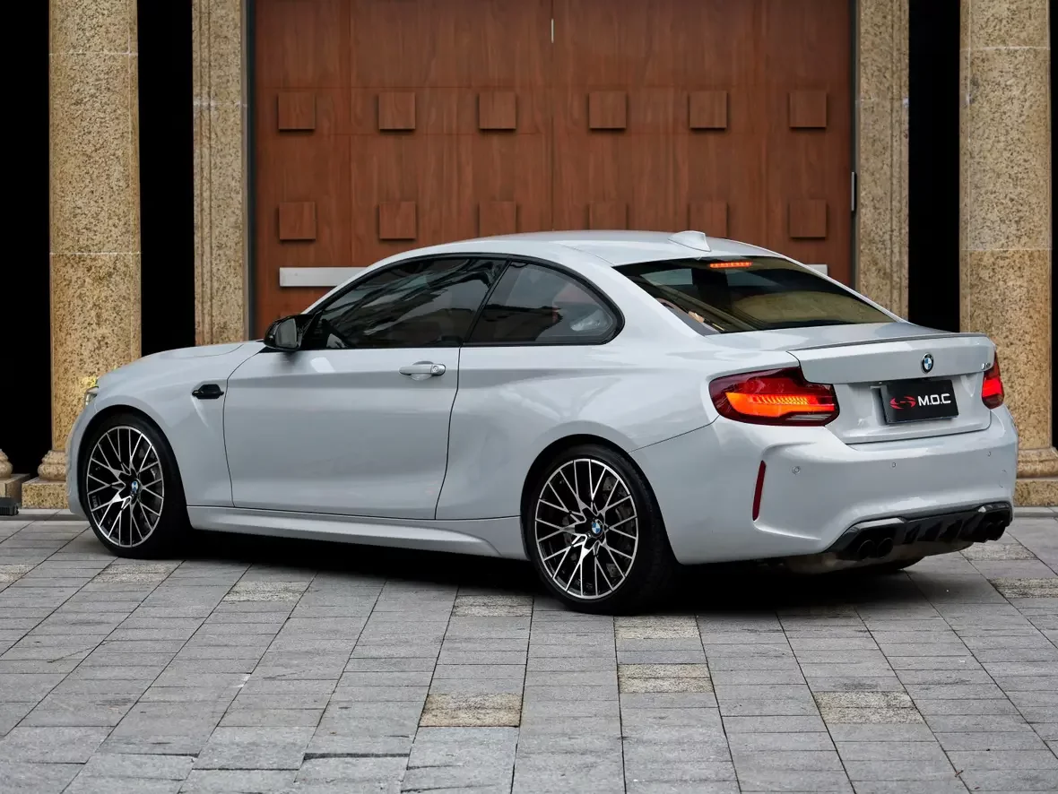 BMW M2