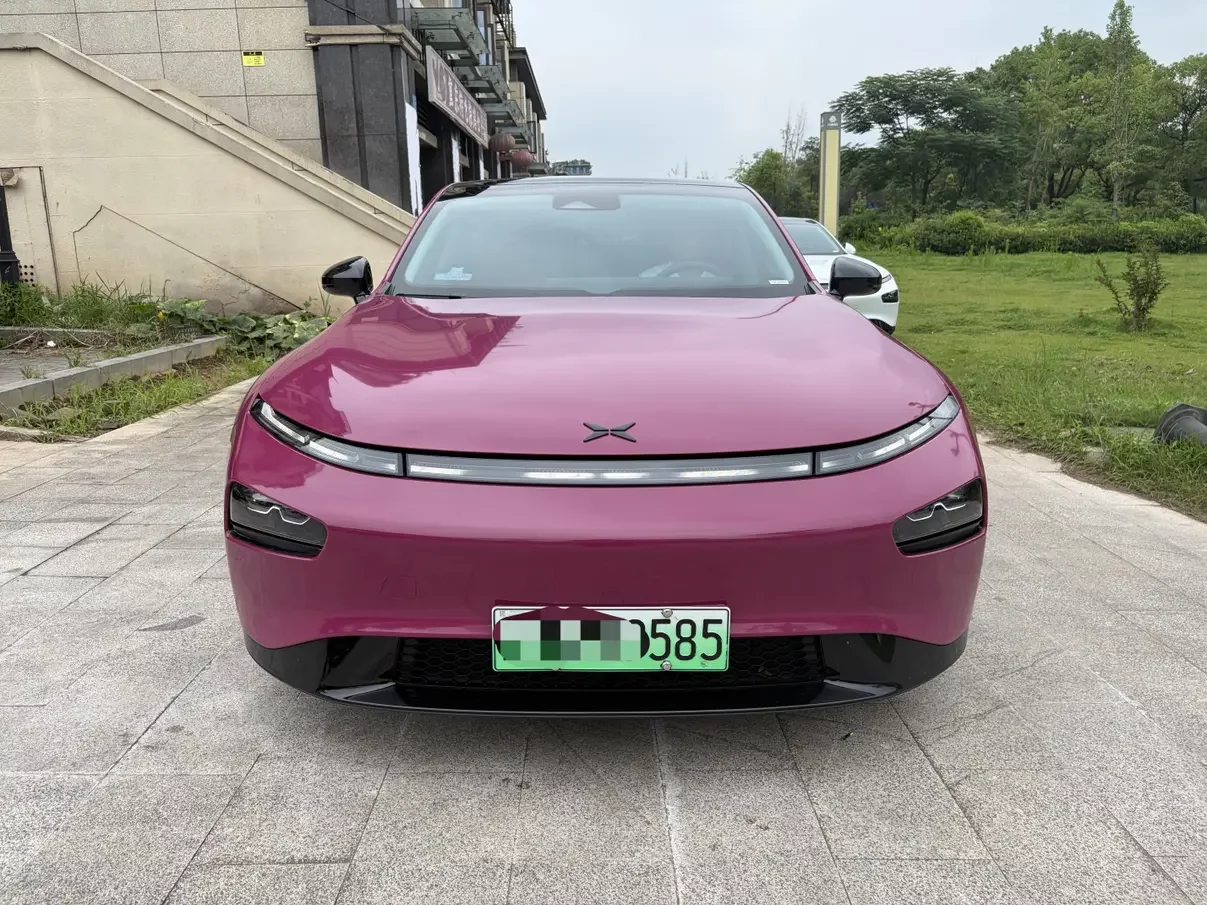Xpeng P7