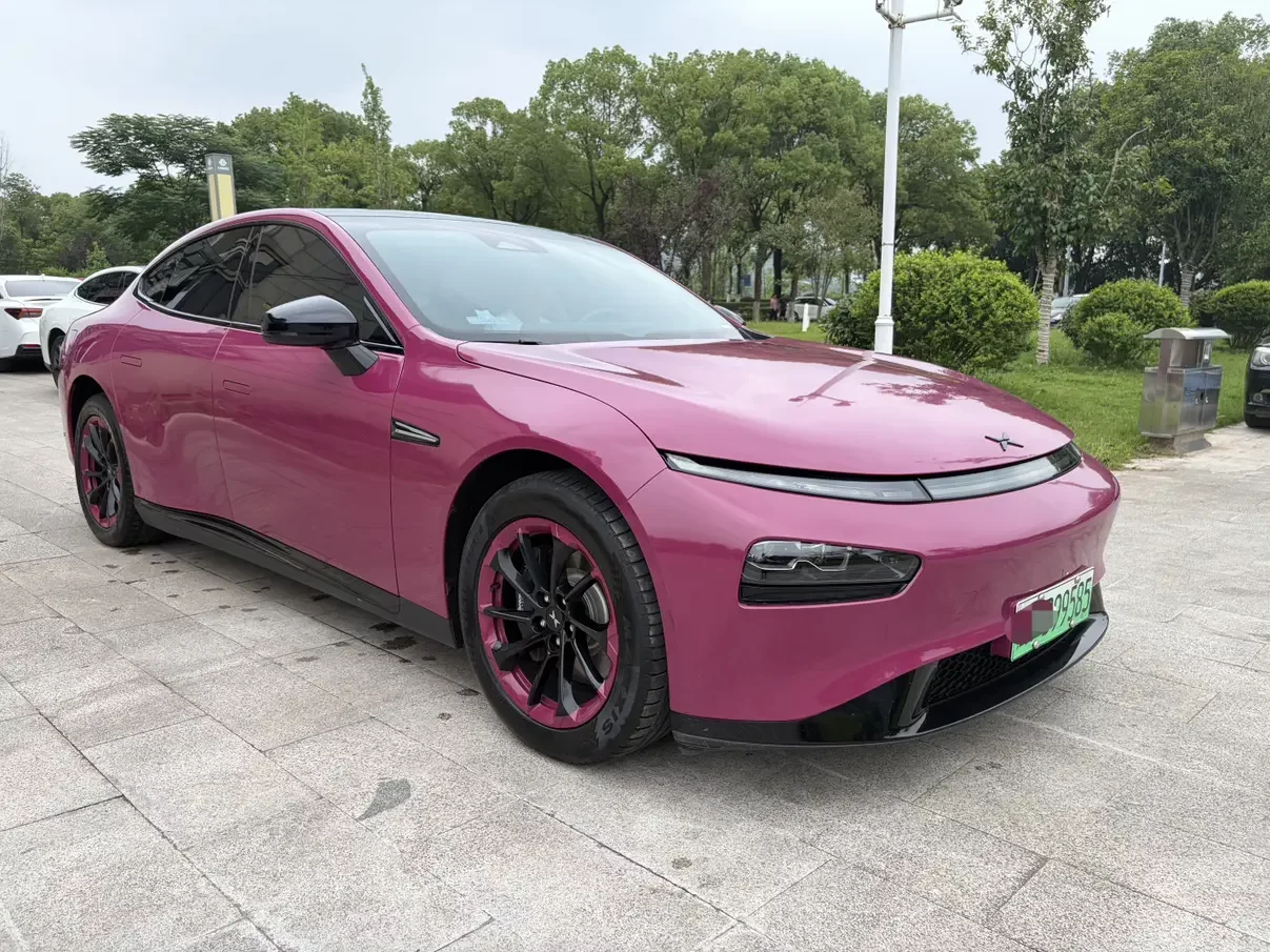 Xpeng P7