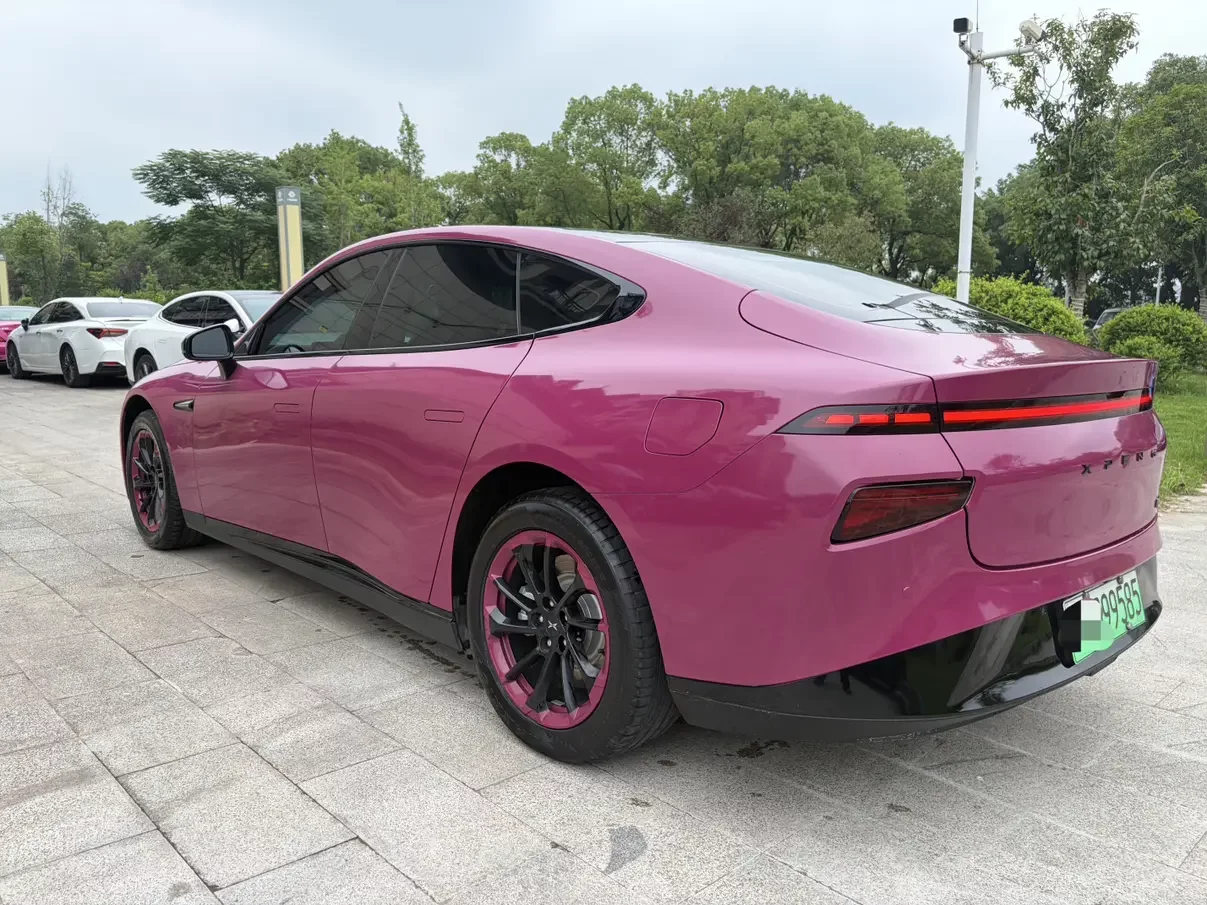Xpeng P7