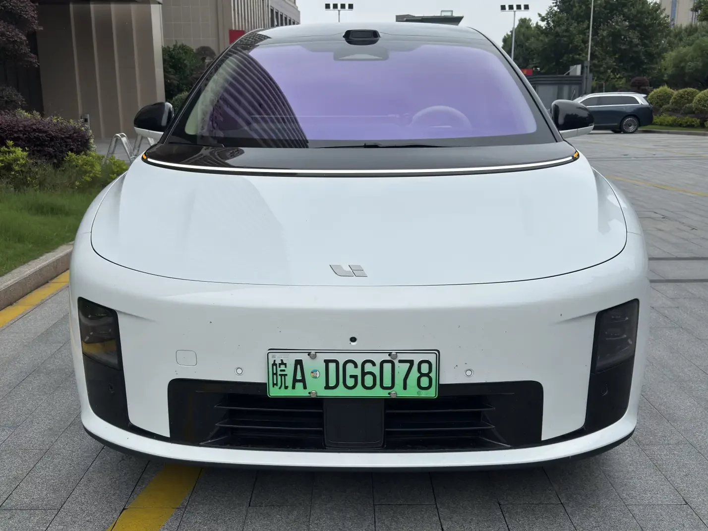 Li Ideal i8