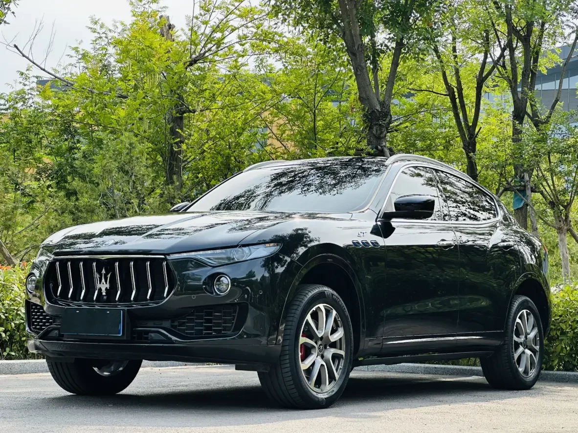 Maserati Levante  из Китая