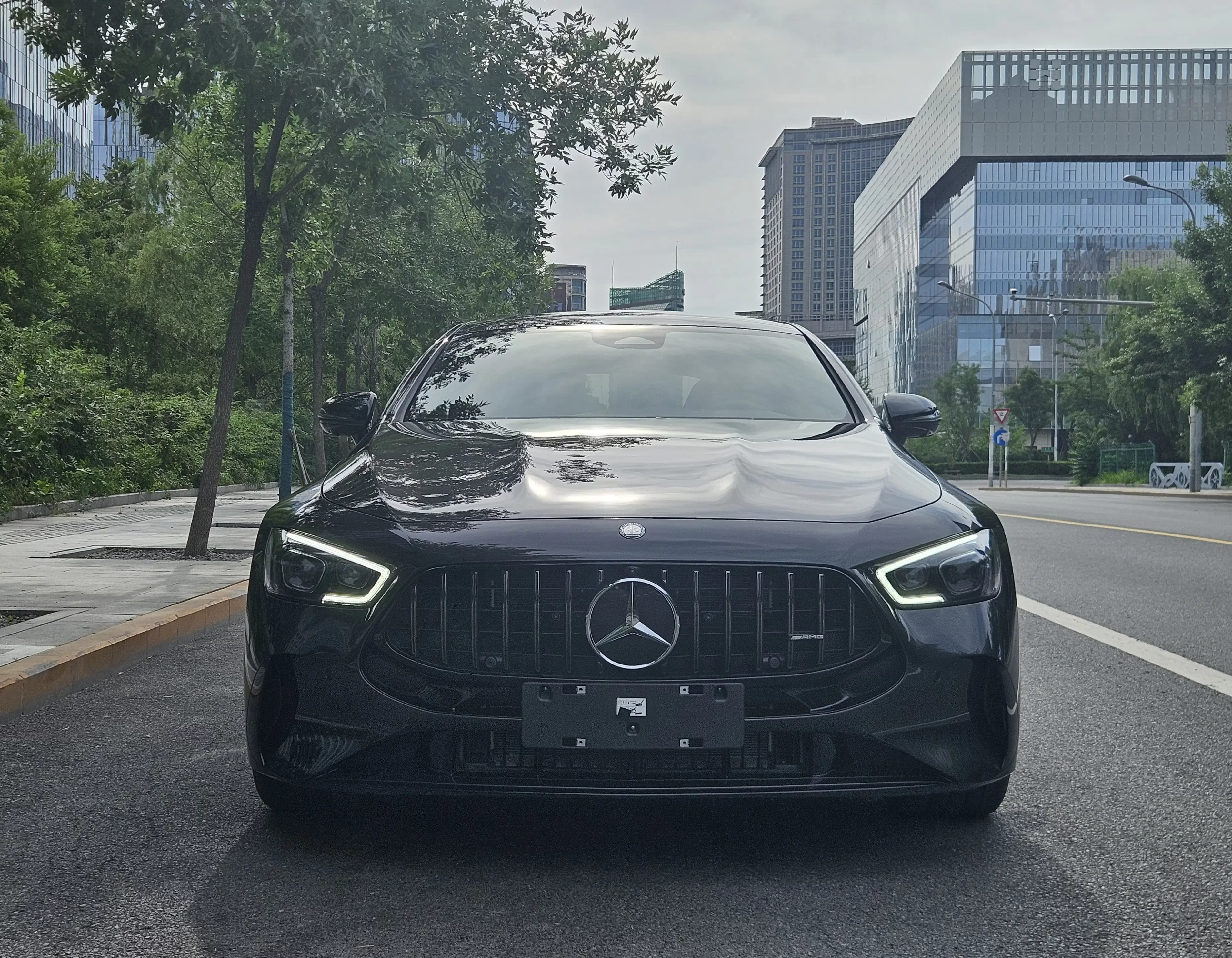 Mercedes-Benz AMG GT