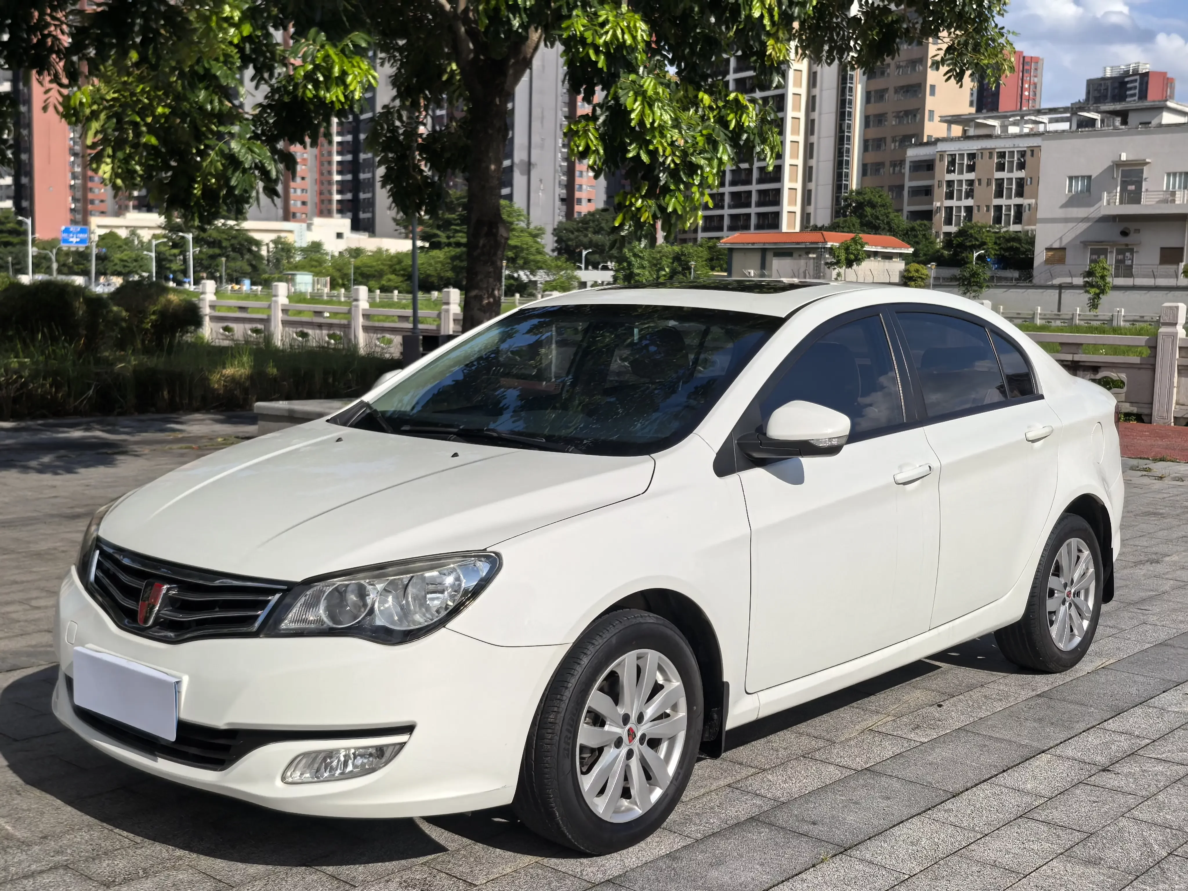 Roewe 350
