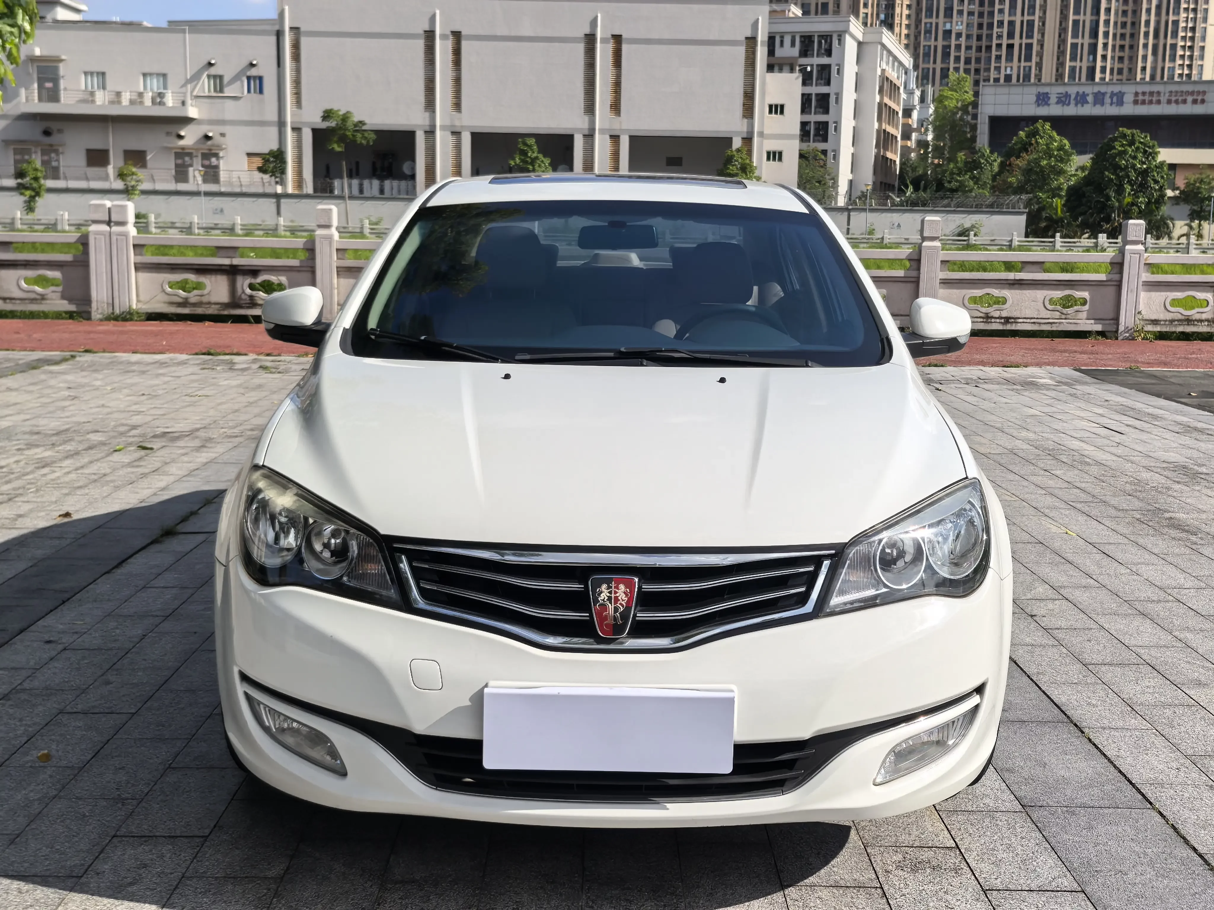 Roewe 350