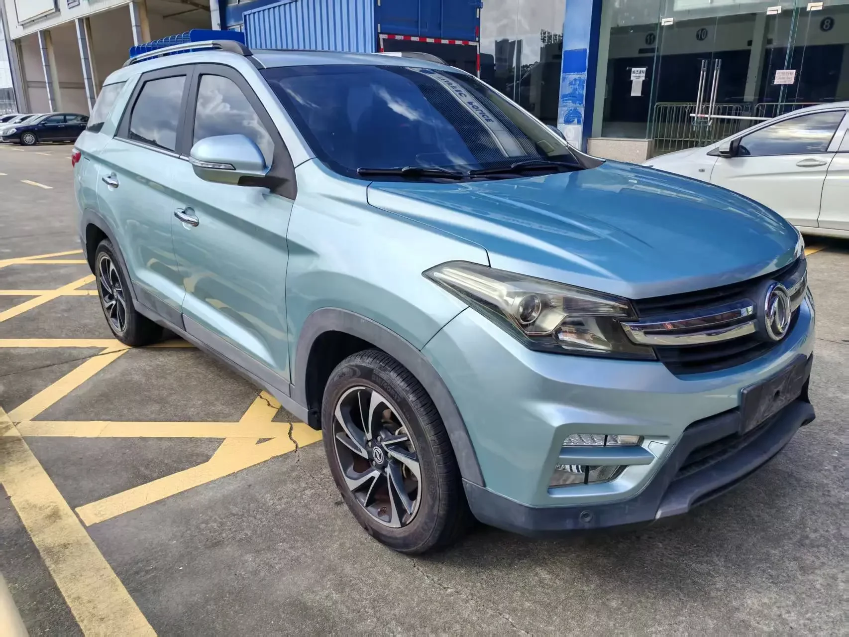 Dongfeng Scenery S560