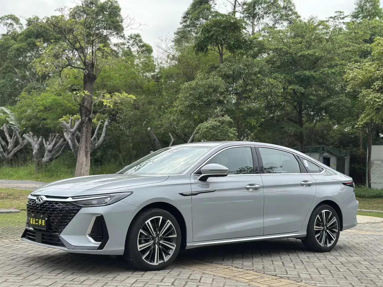 Chery Arrizo 8