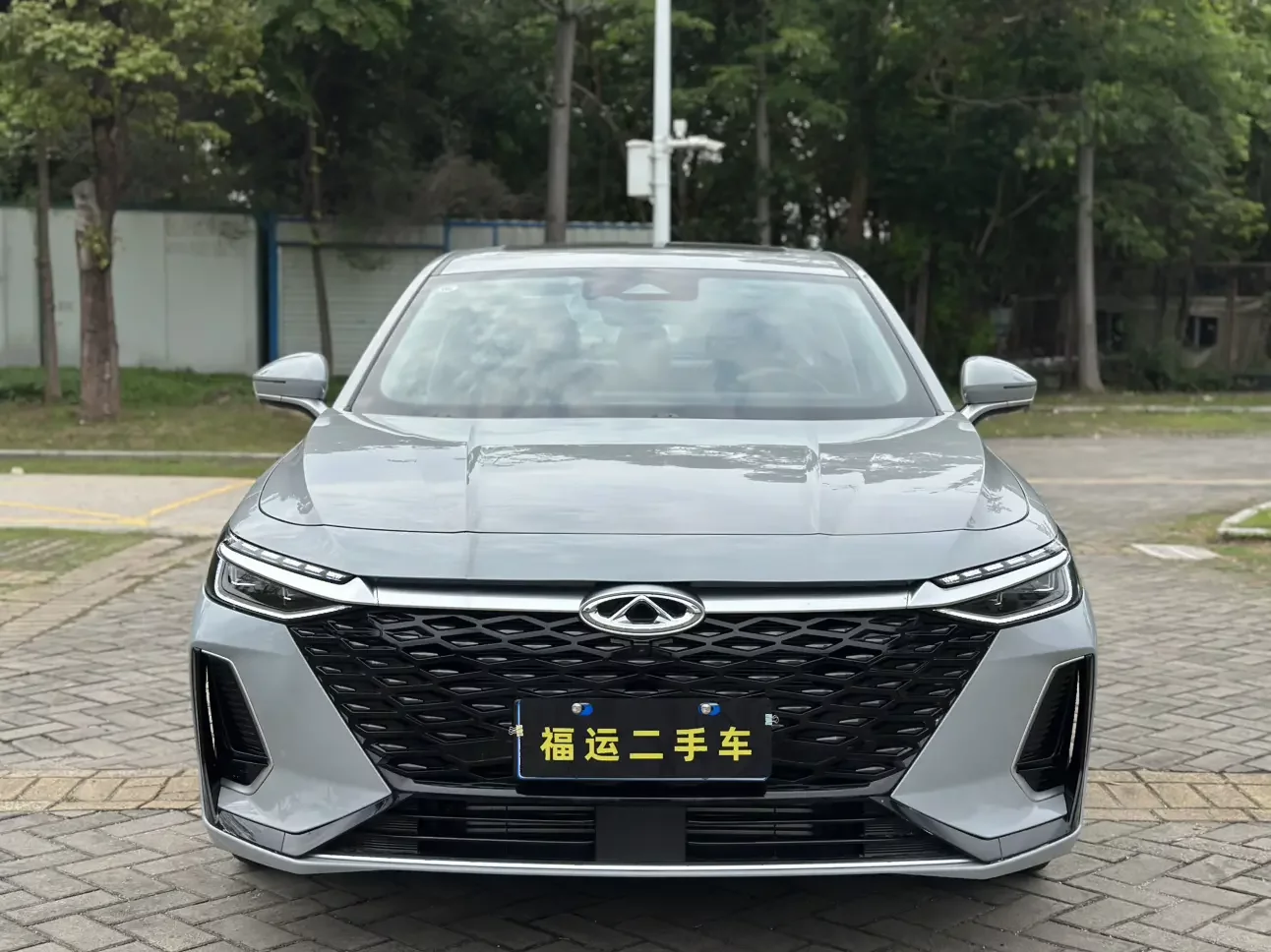 Chery Arrizo 8