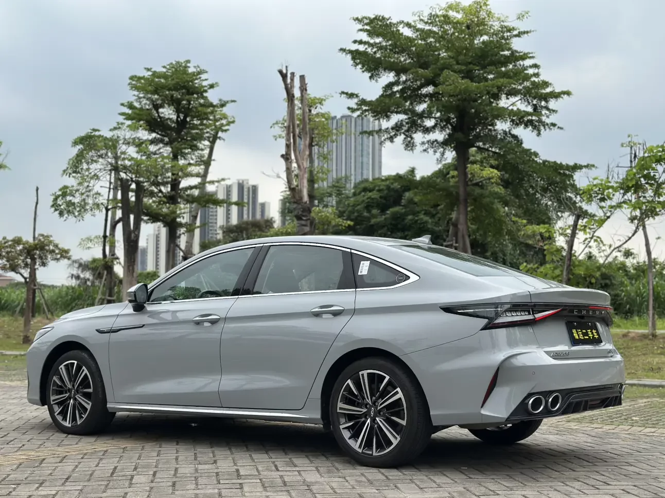 Chery Arrizo 8