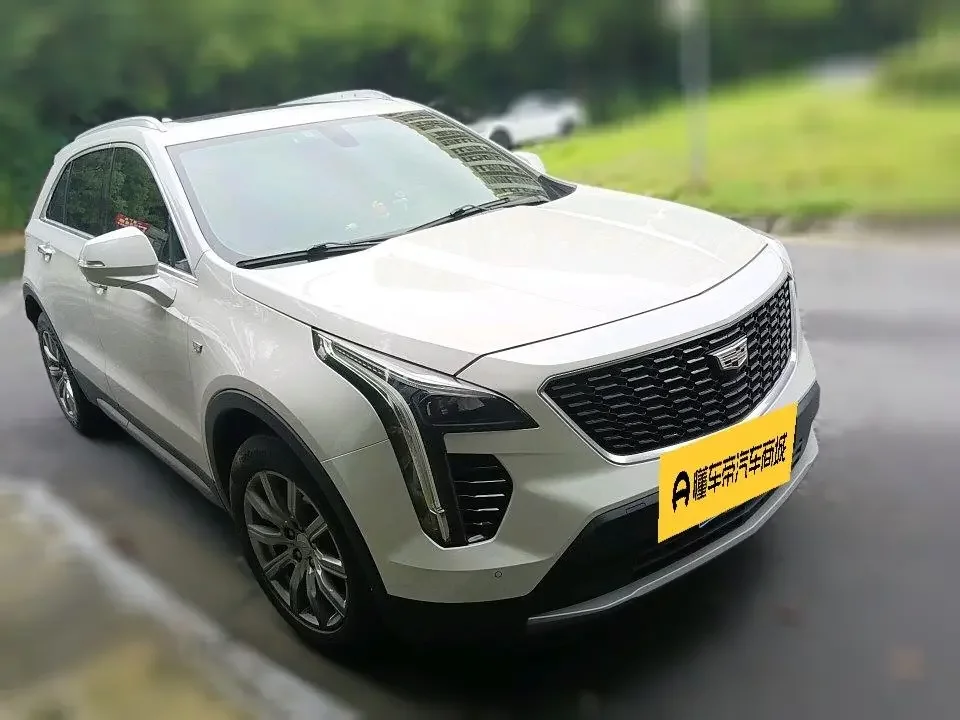 Cadillac XT4