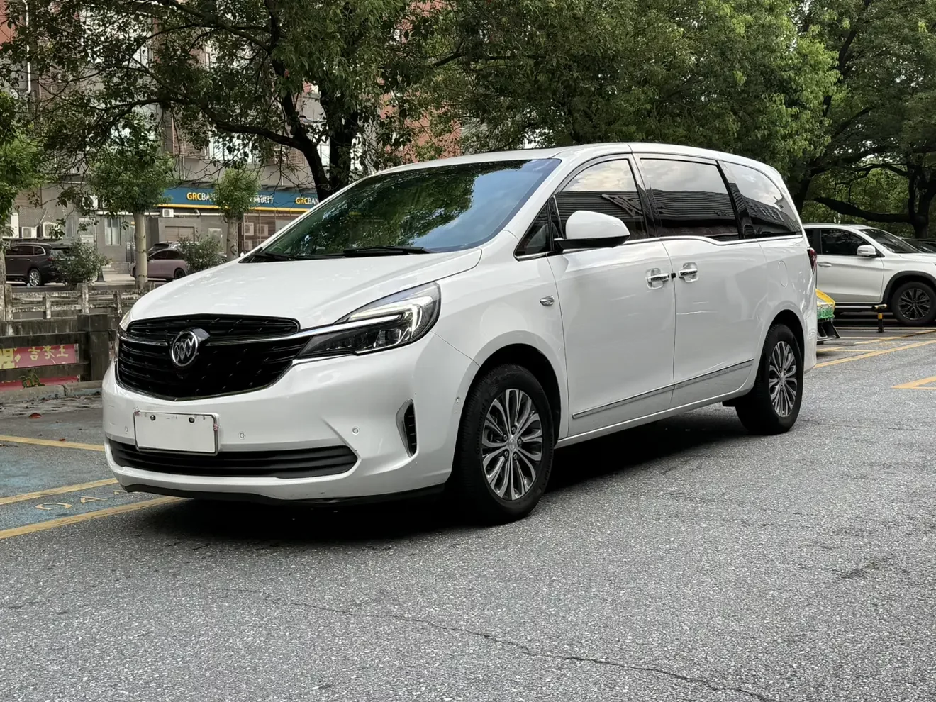 Buick GL8