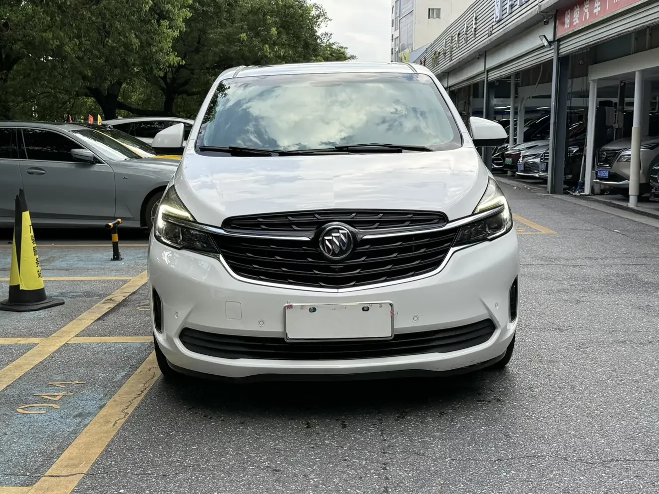 Buick GL8