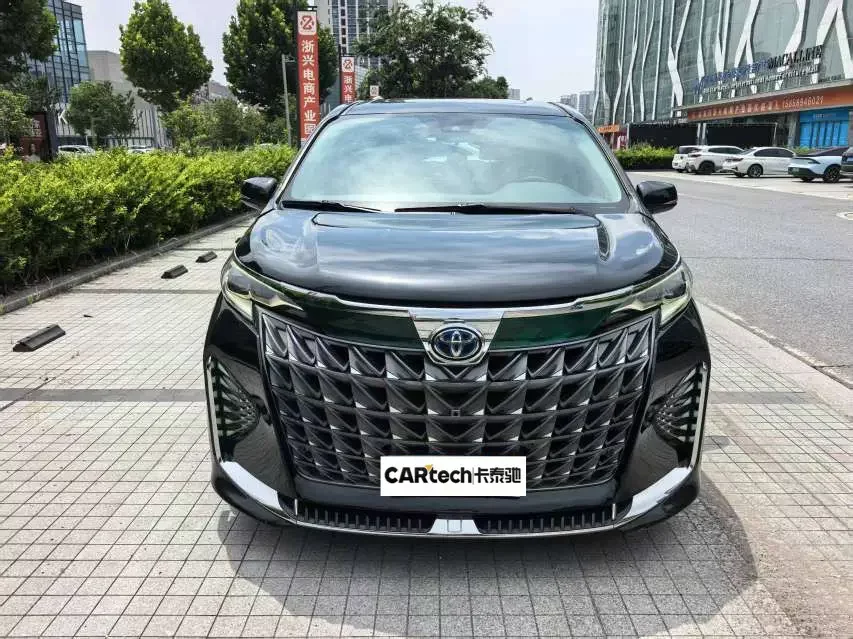 Toyota Granvia