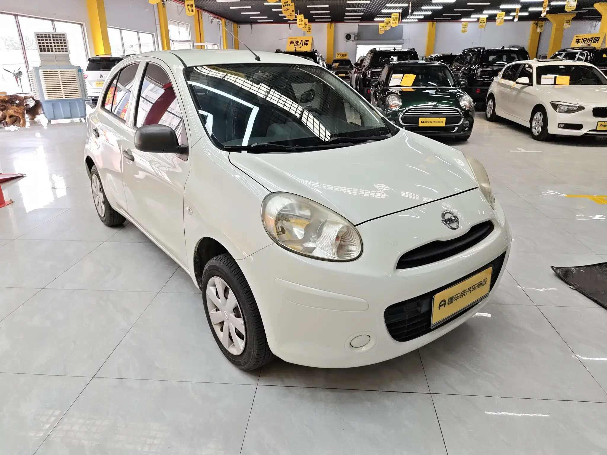 Nissan March