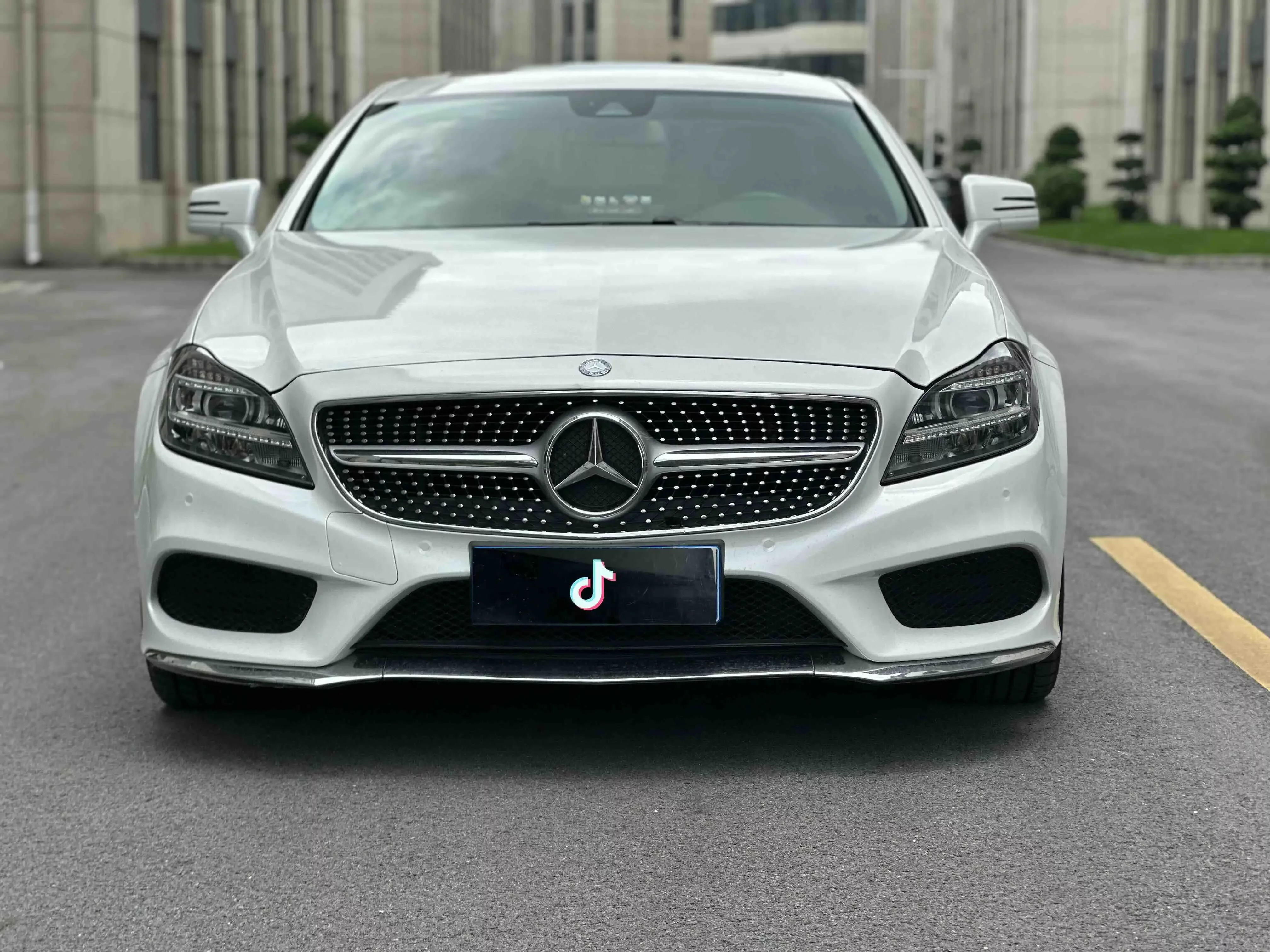 Mercedes-Benz CLS