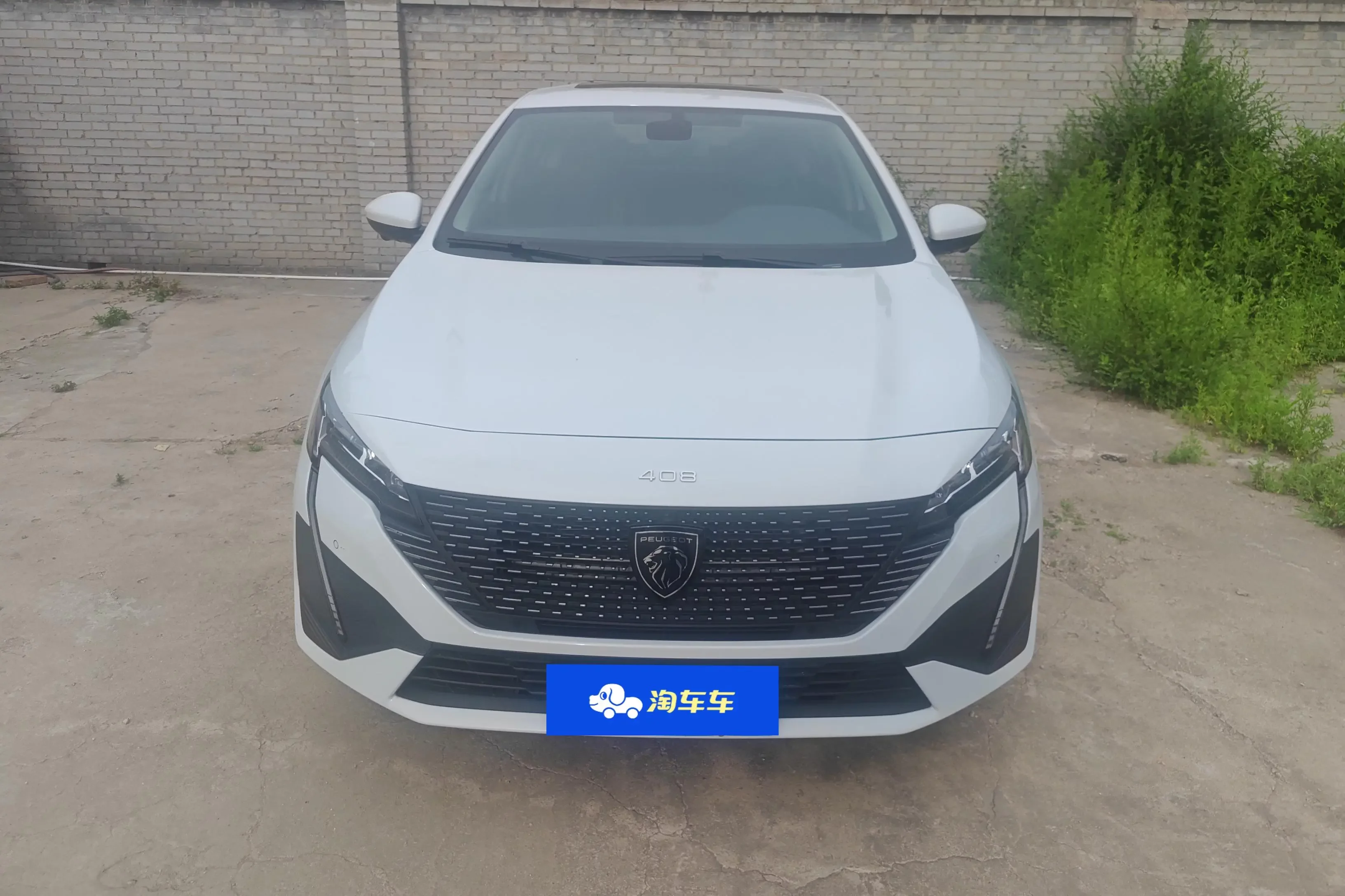 Peugeot 408