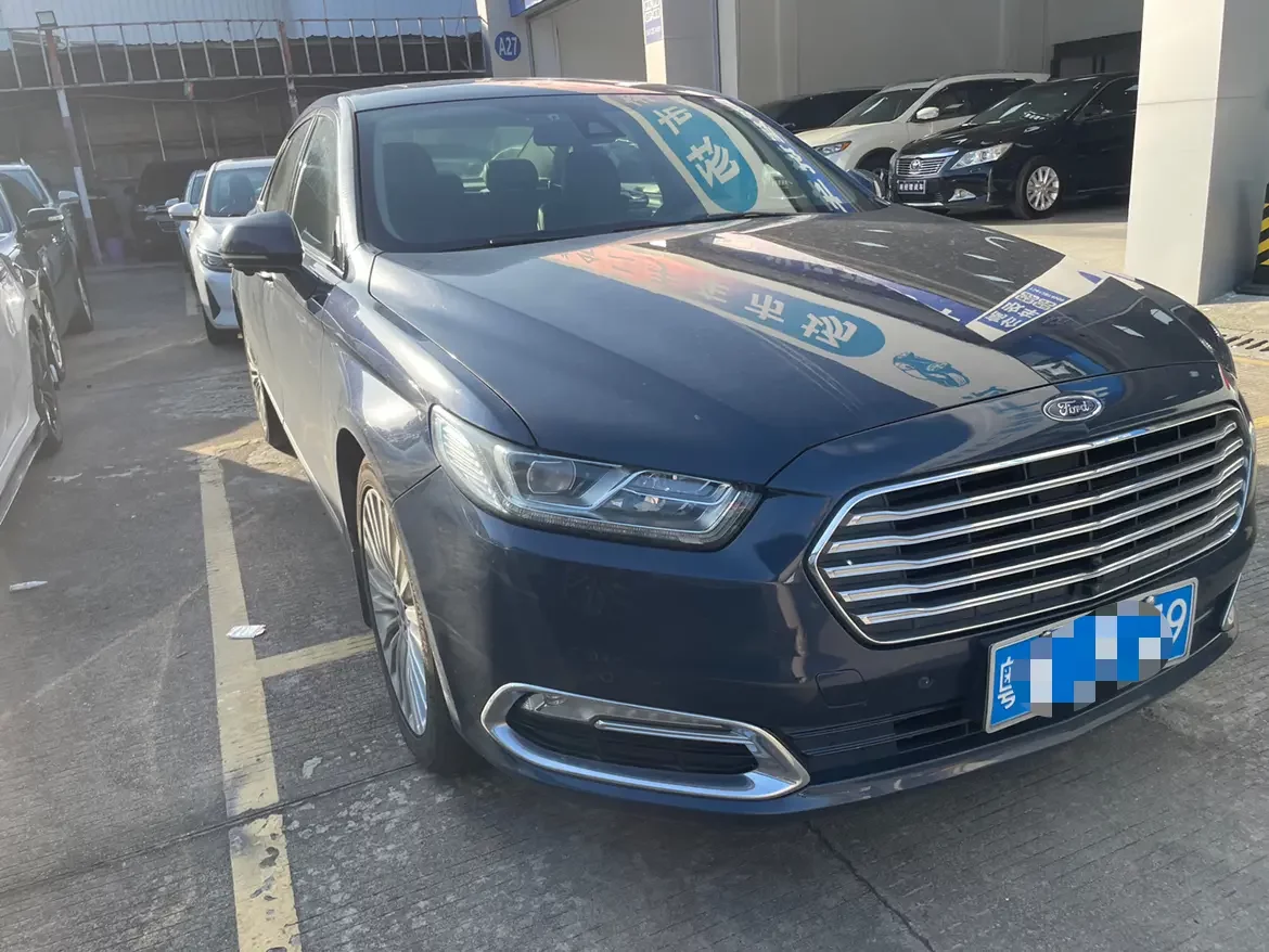 Ford Taurus