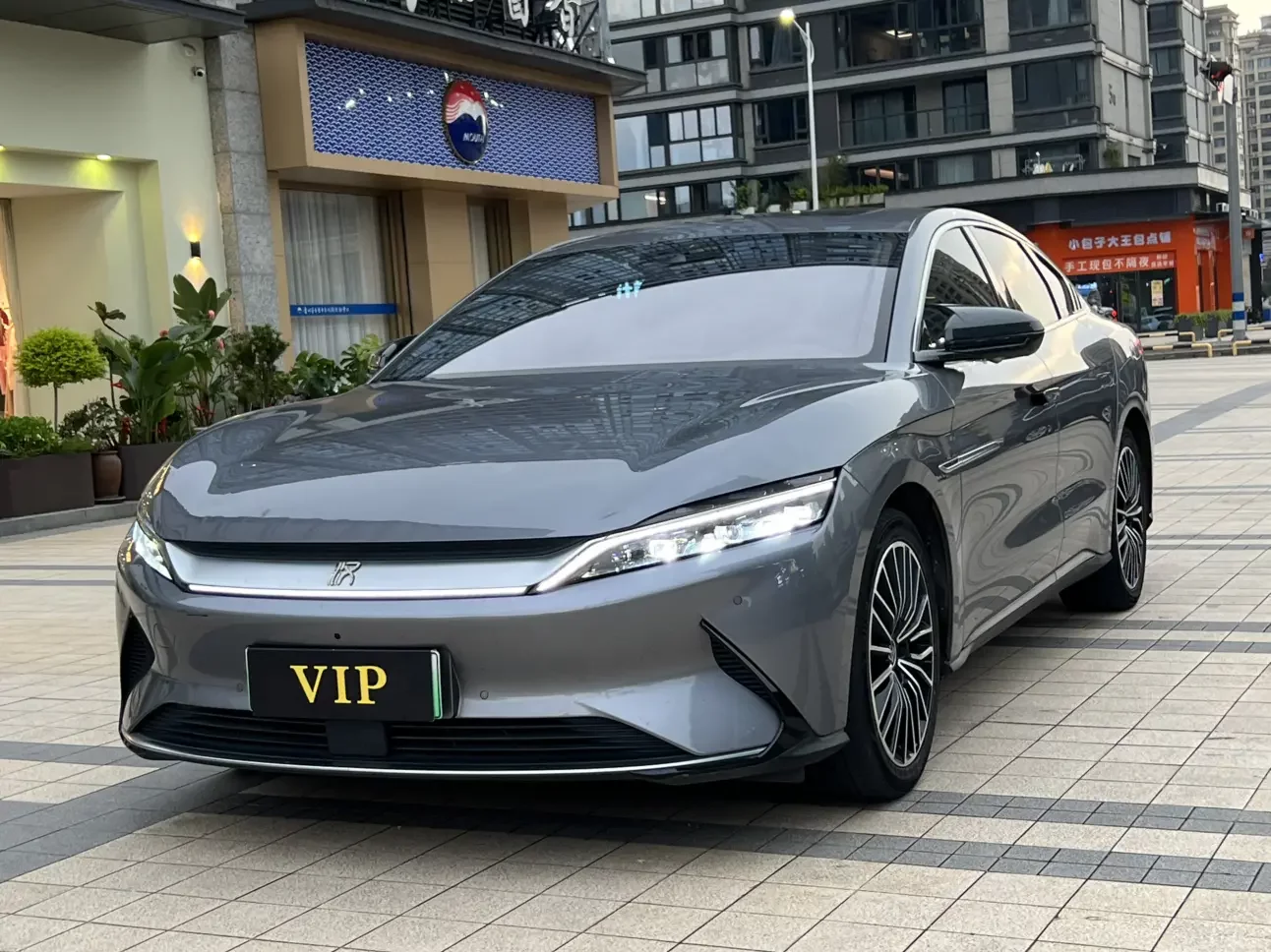 BYD Han EV