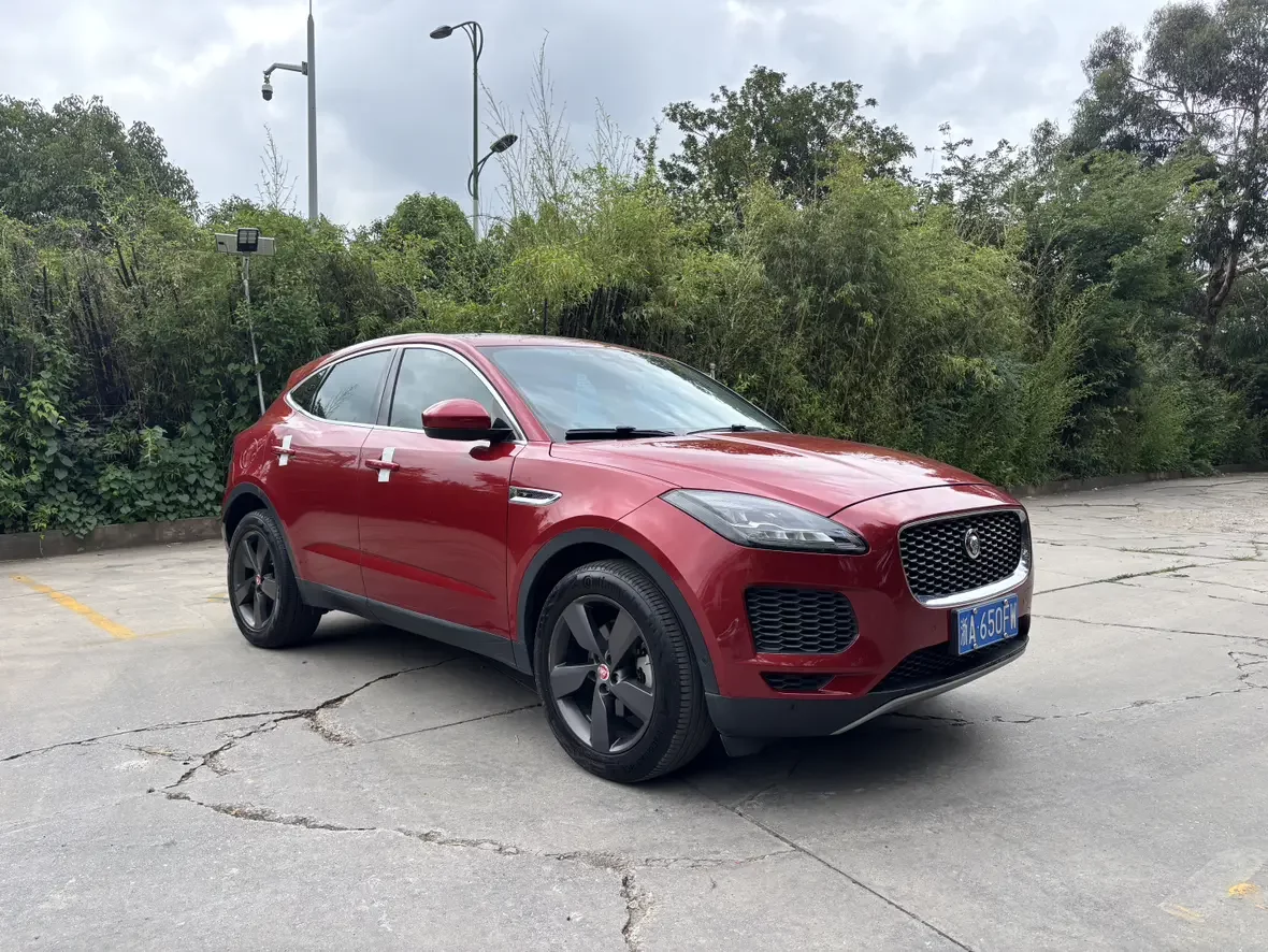 Jaguar E-PACE