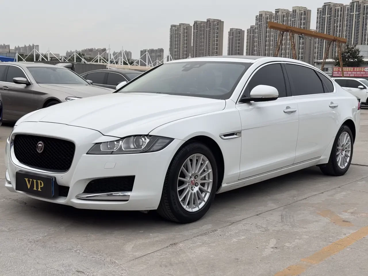 Jaguar XFL