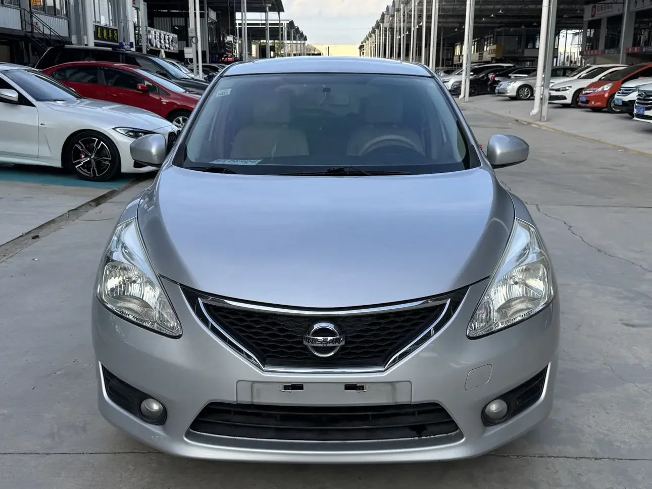 Nissan Tiida