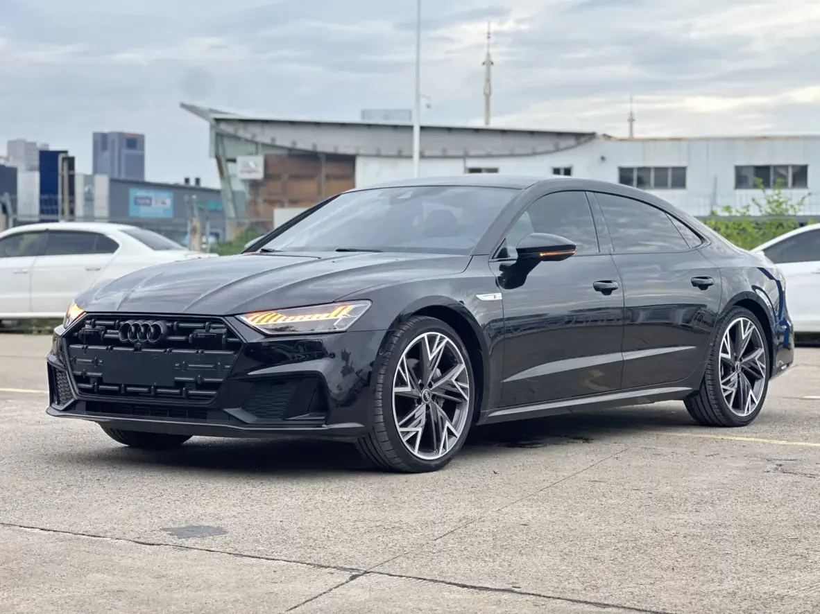 Audi A7L