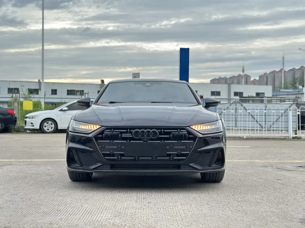 Audi A7L