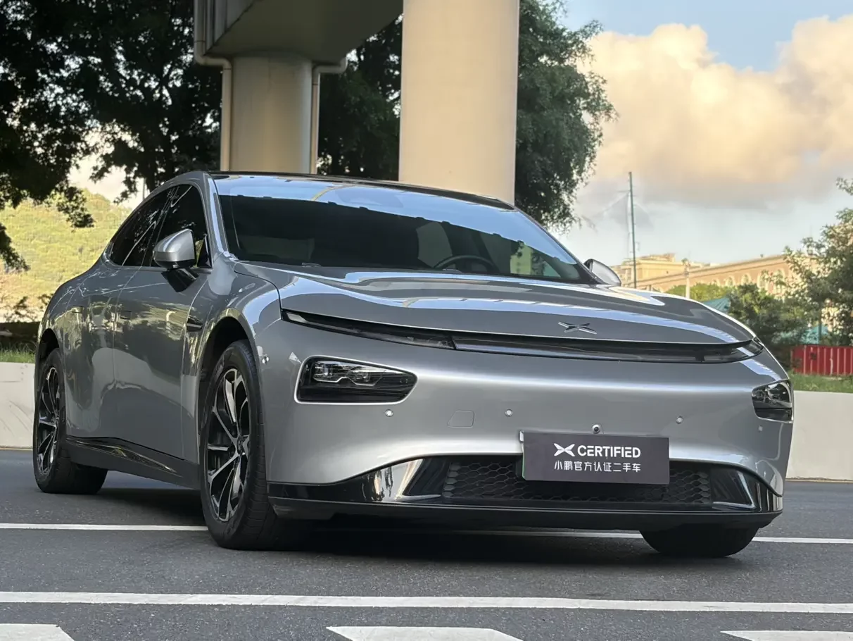 Xpeng P7