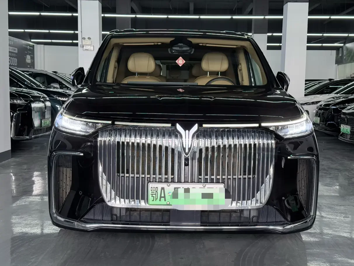Voyah Lantu Dreamer PHEV  из Китая
