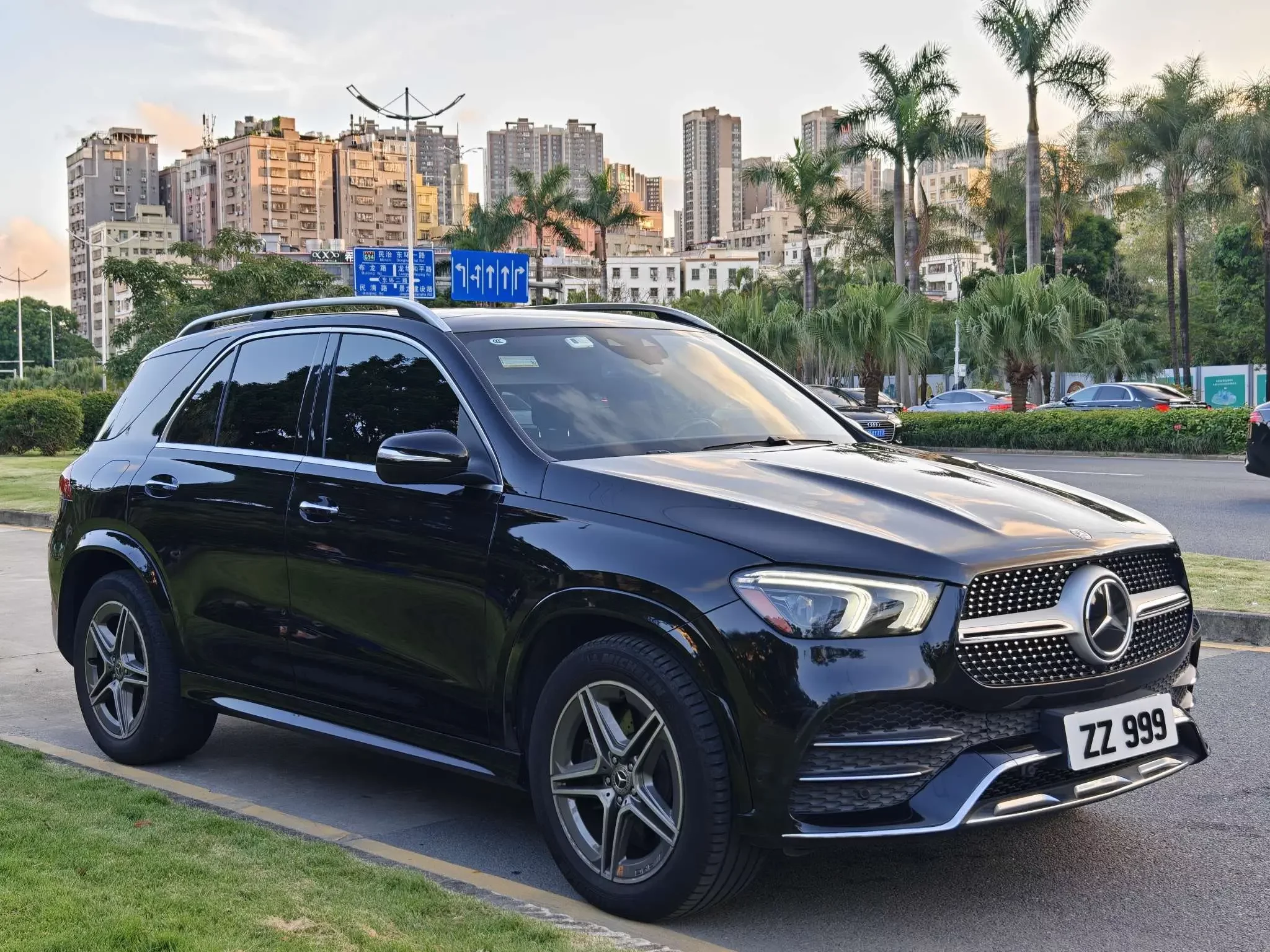 Mercedes-Benz GLE (Imported)