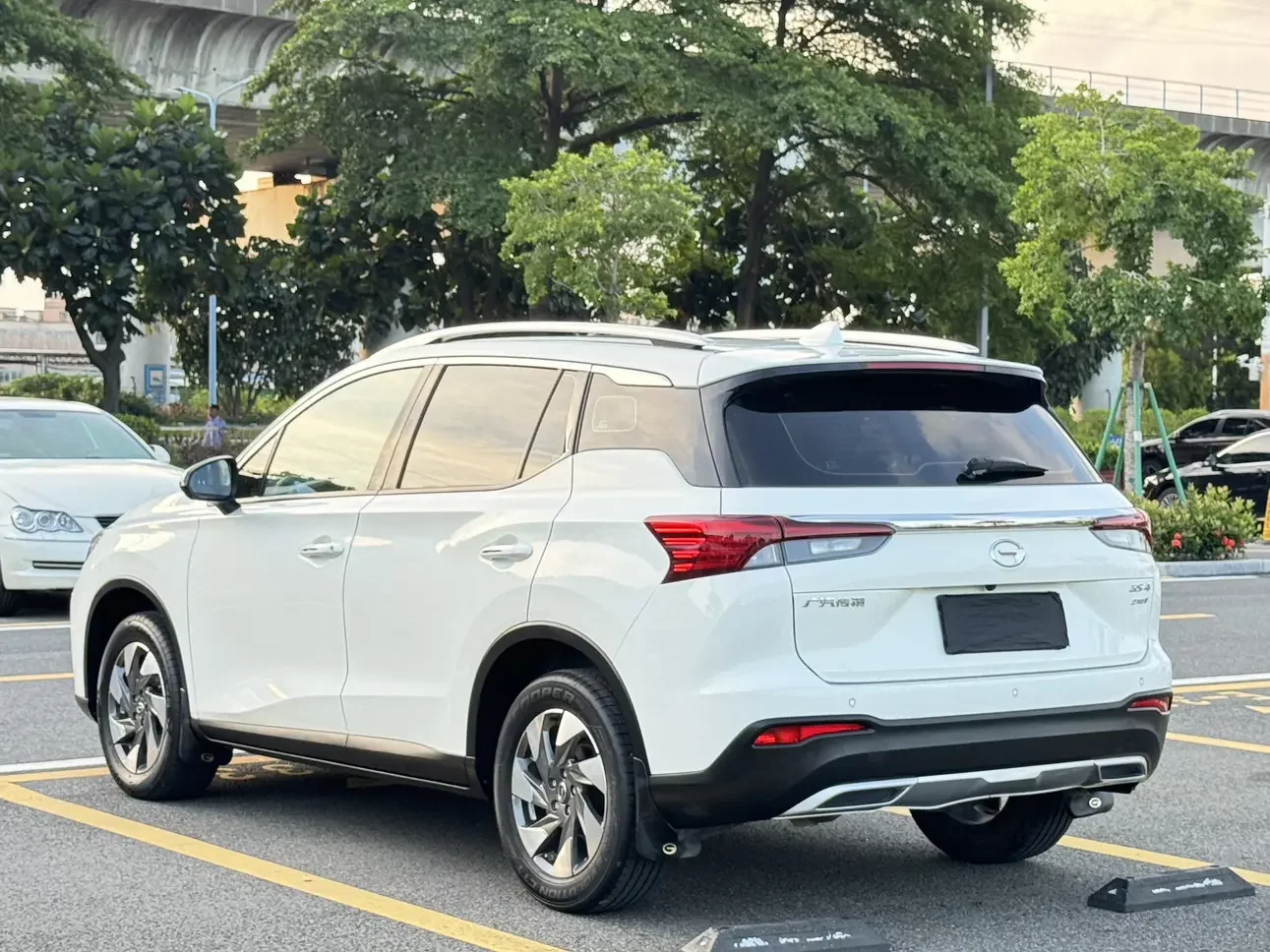 GAC Trumpchi GS4