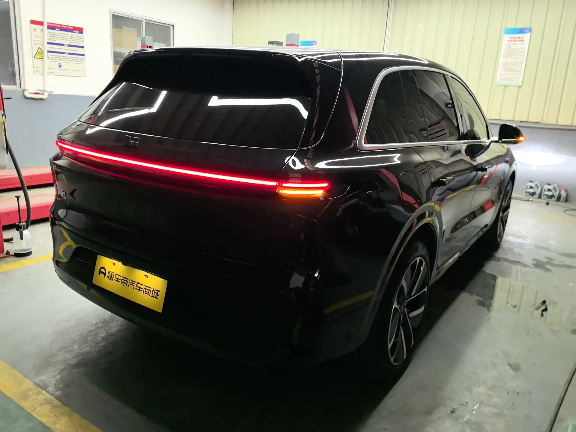 Lixiang L6