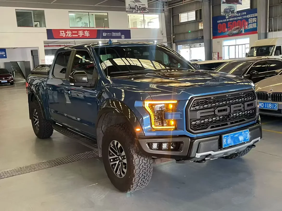 Ford F-150 Raptor