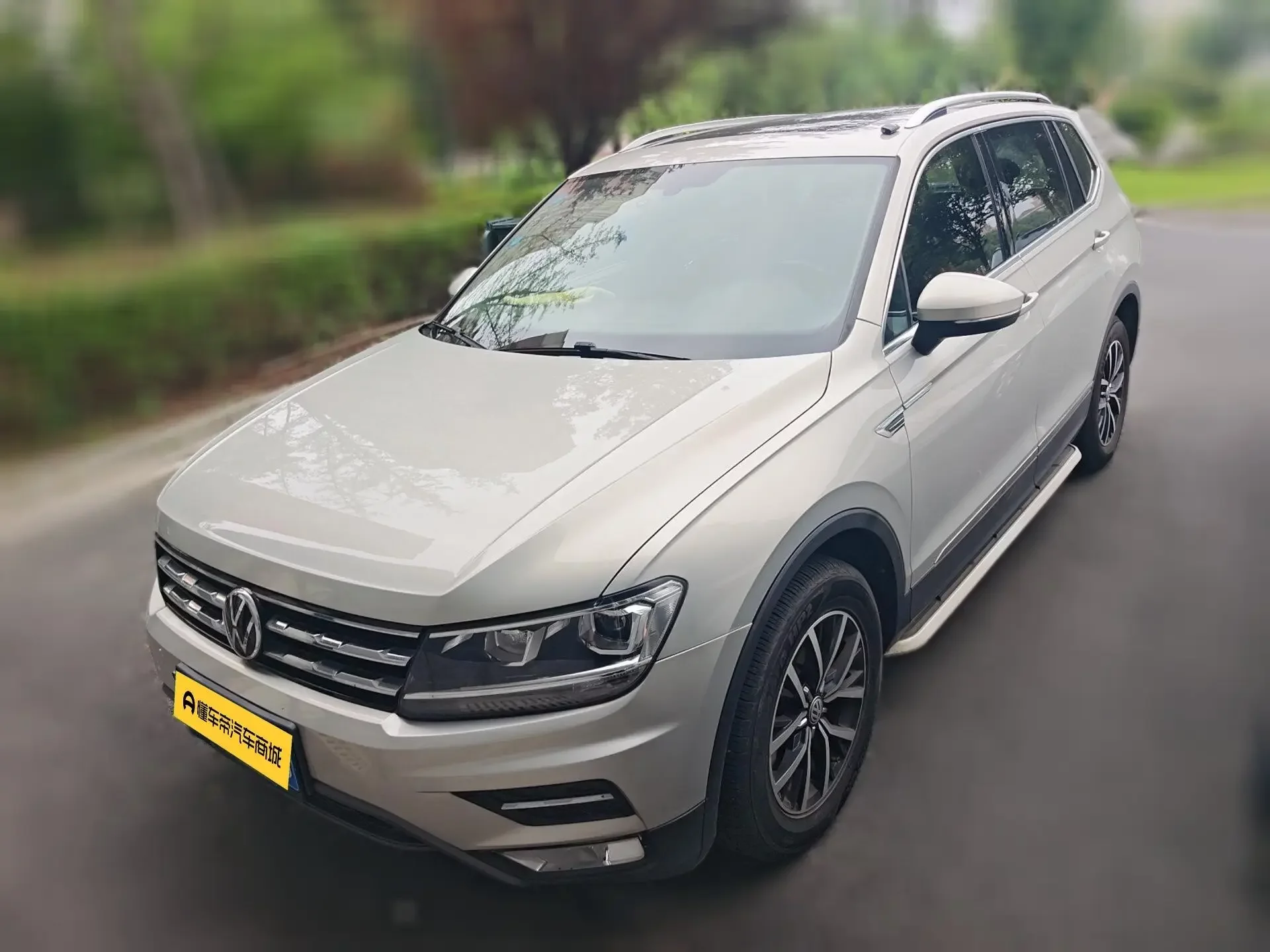 Volkswagen Tiguan L