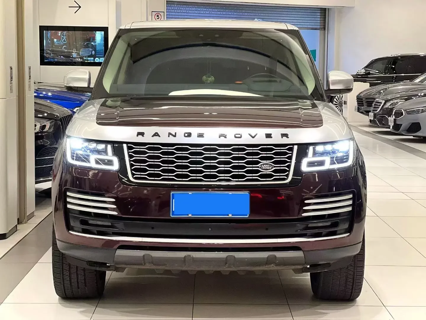 Land Rover range rover