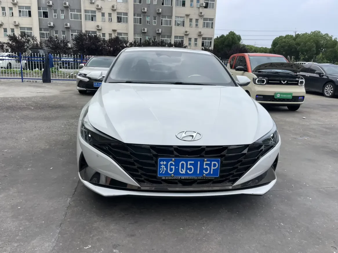 Hyundai Elantra