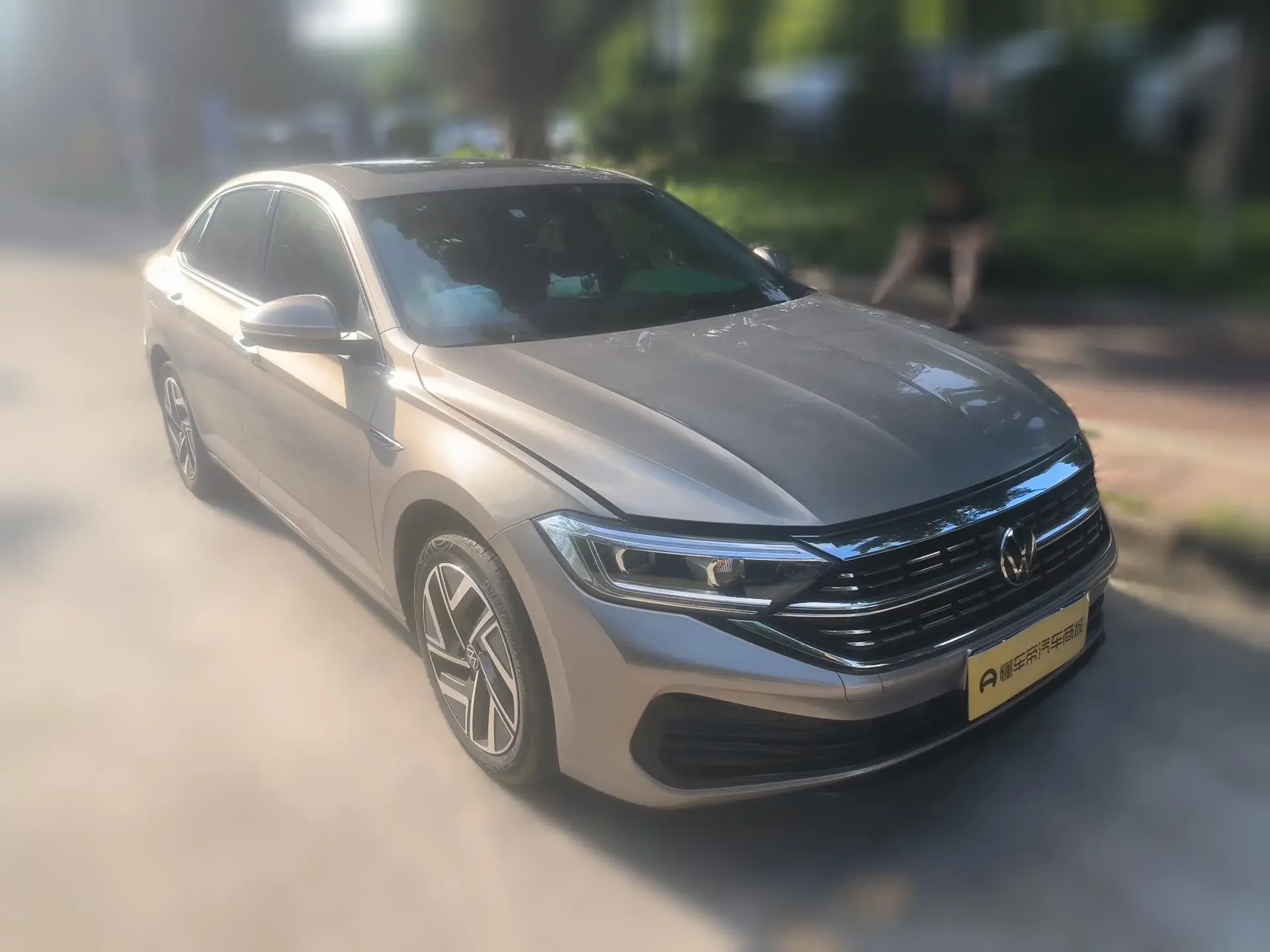 Volkswagen Sagitar