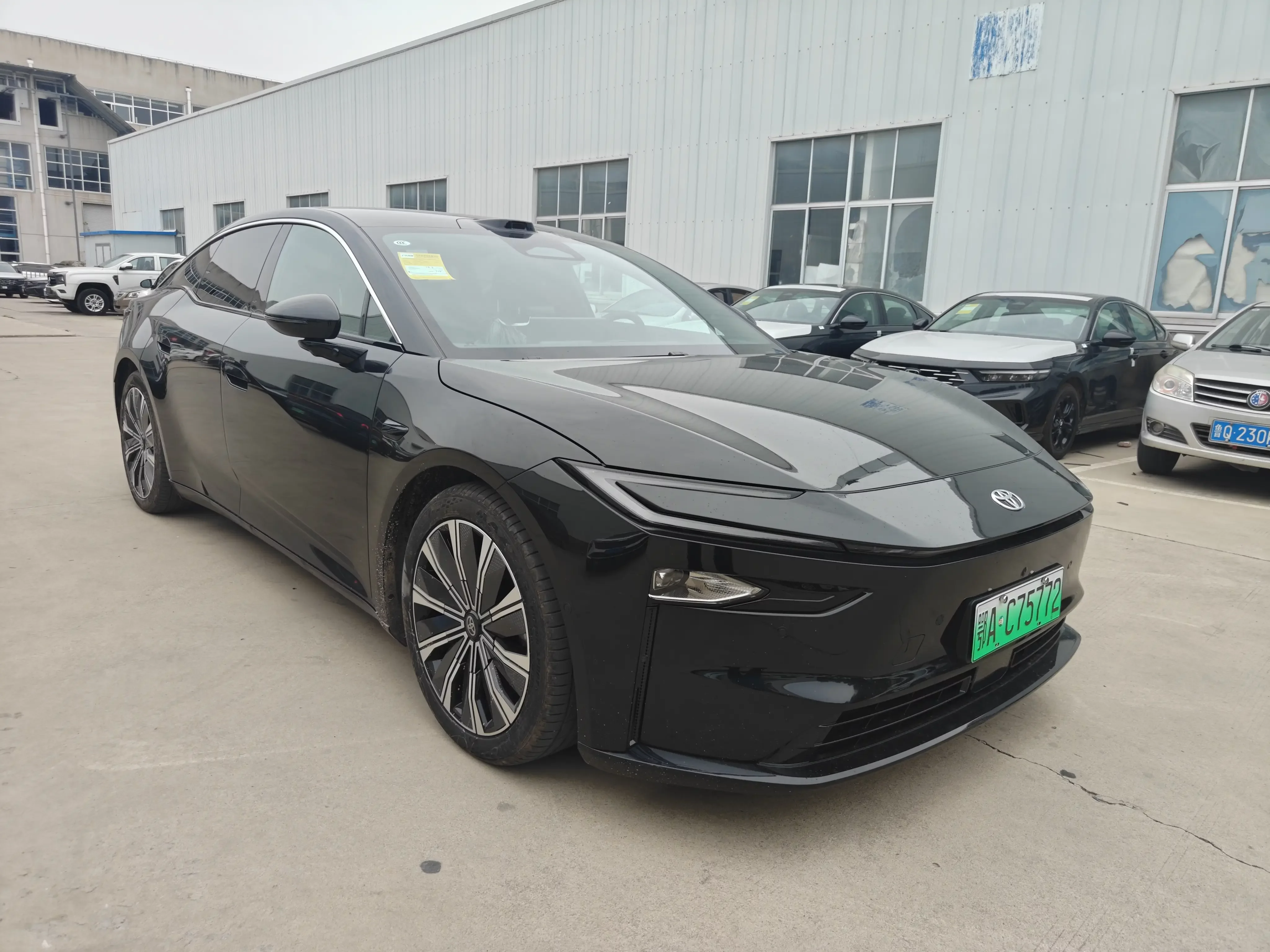 Toyota Platinum 7