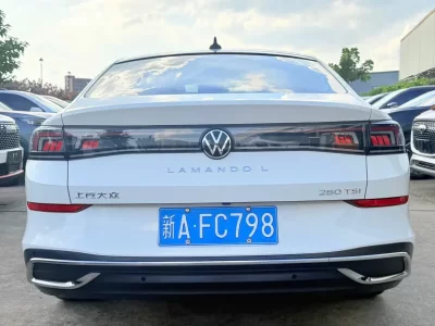Volkswagen Lamando