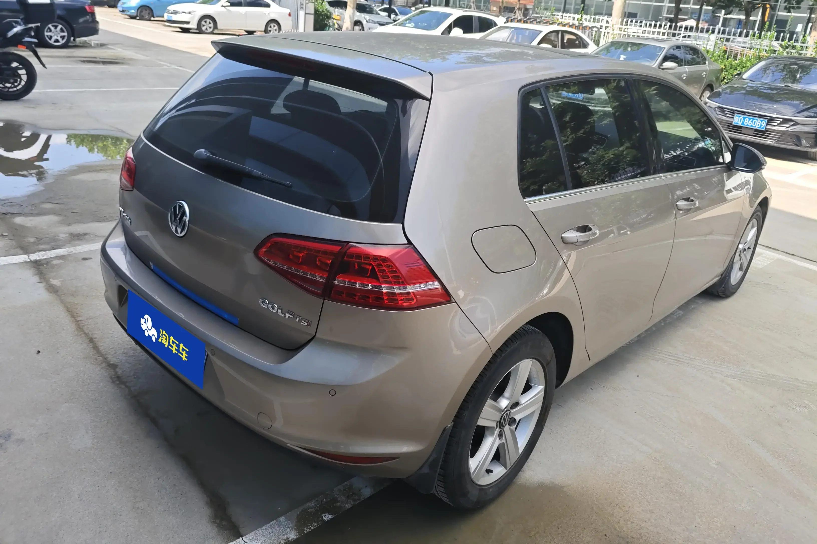 Volkswagen golf