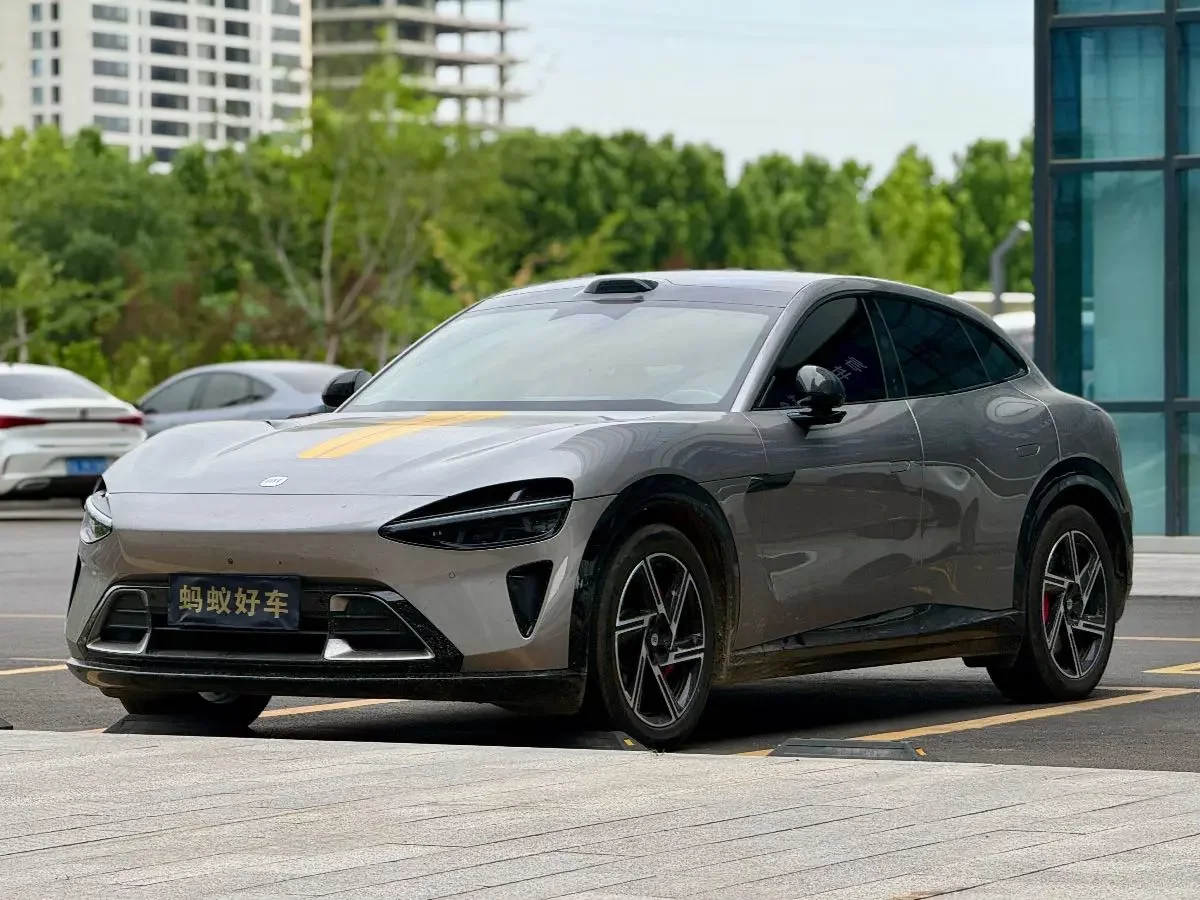 Xiaomi car Xiaomi YU7  из Китая