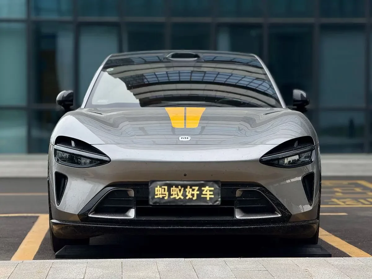 Xiaomi car Xiaomi YU7  из Китая