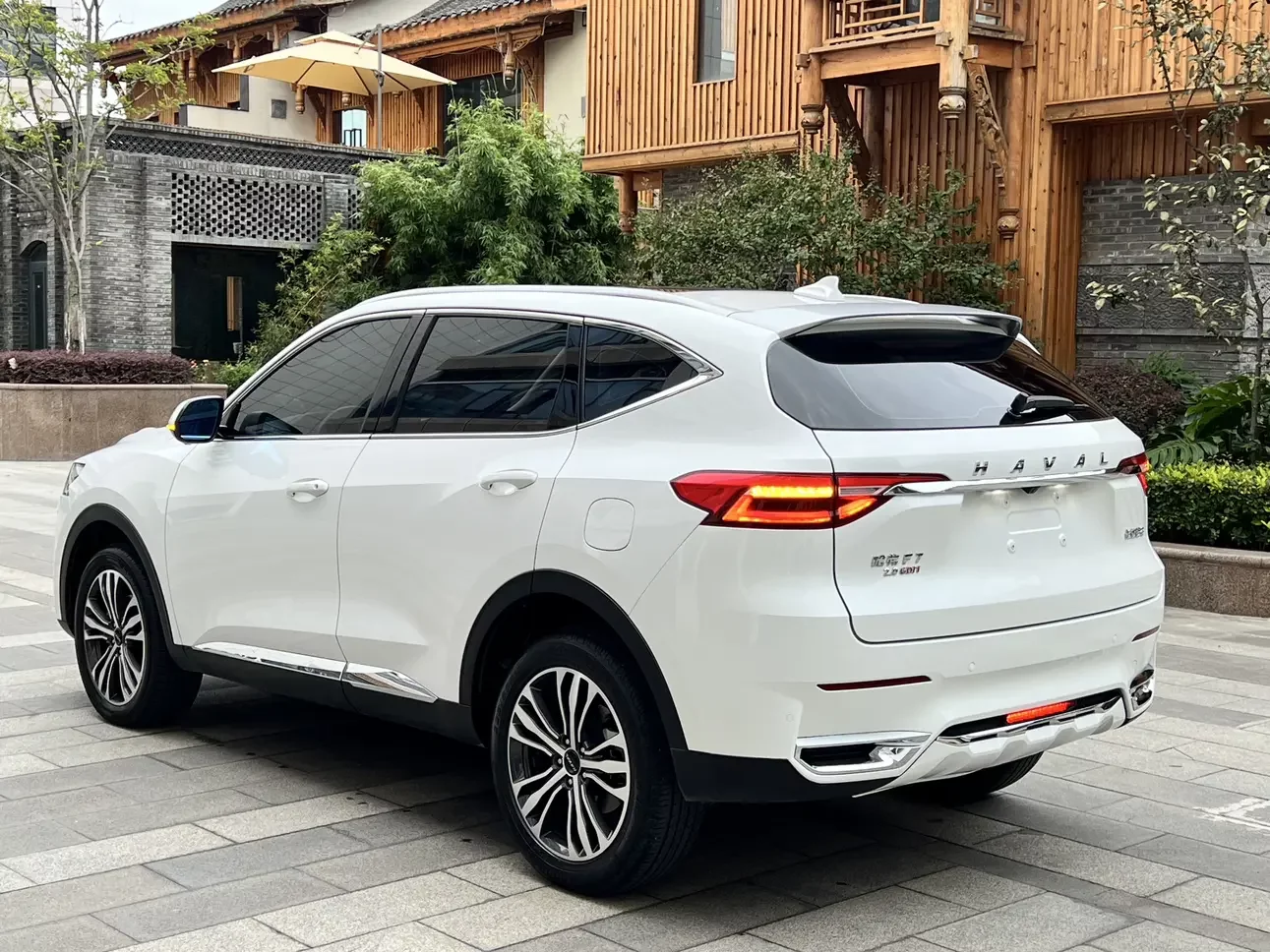 Haval F7