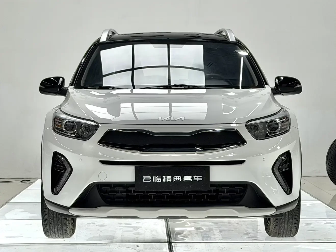 Kia KX1