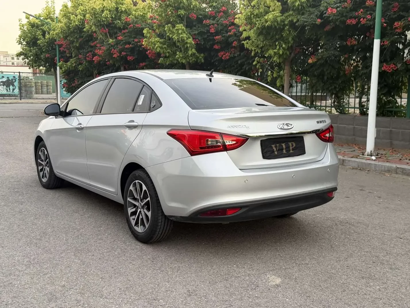 Chery Arrizo 5