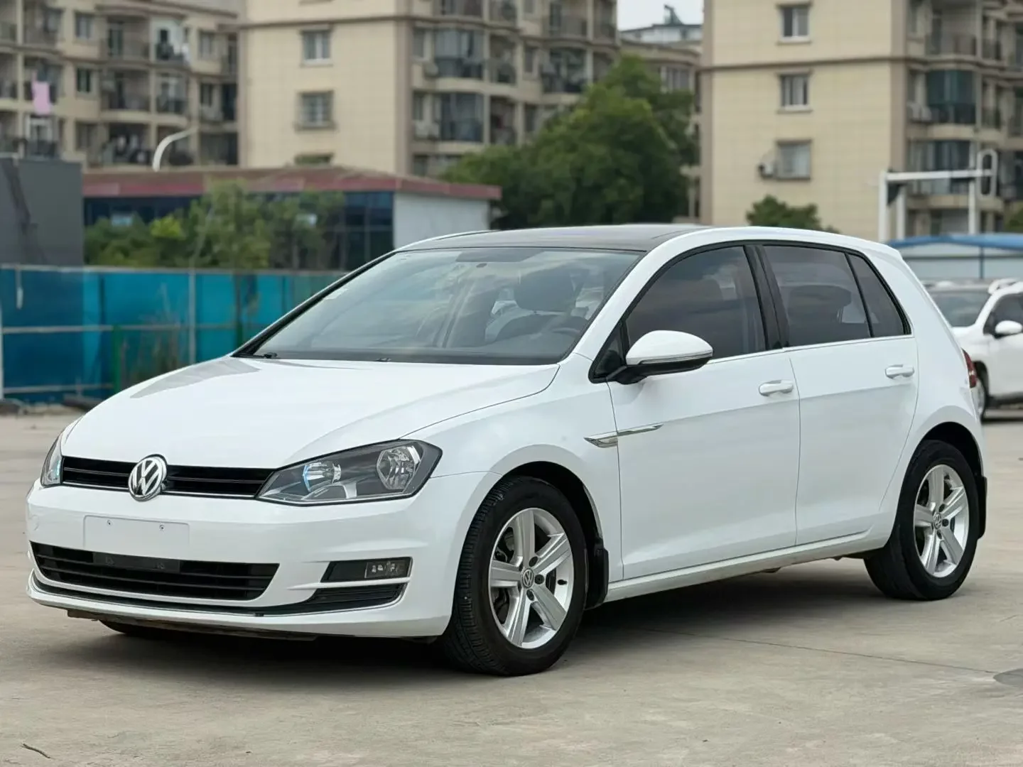 Volkswagen golf